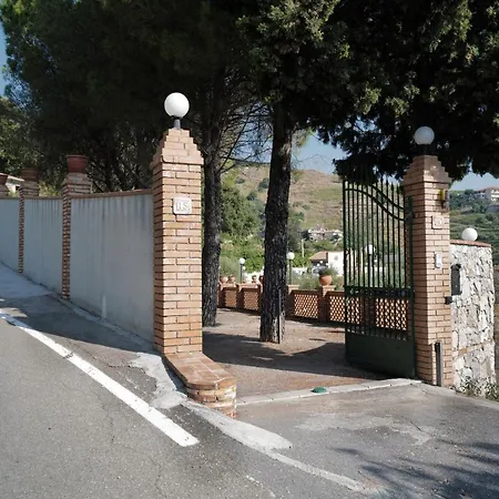 Belmonte Apartament Castelmola
